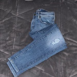 Universal Thread High-Rise Jeans